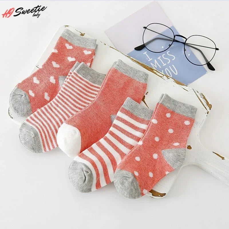 Kit de Meias Infantis Baby Life - Conforto e Estilo com Desenhos Adoráveis